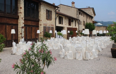 PRANZO / CENA - CORTILE (ALLESTIMENTO)