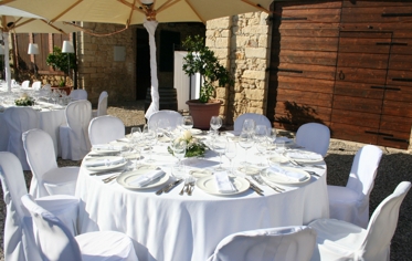 PRANZO / CENA - CORTILE (ALLESTIMENTO)