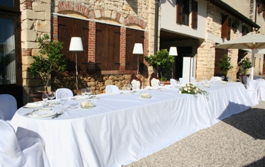 PRANZO / CENA - CORTILE (ALLESTIMENTO)