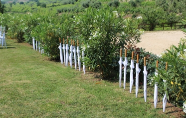 MATRIMONIO CIVILE - L’ALLESTIMENTO NEL GIARDINO