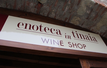 WINE SHOP